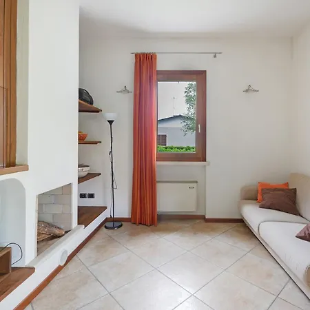 Appartement Bifamiliare A Due Passi Dal Manerba del Garda
